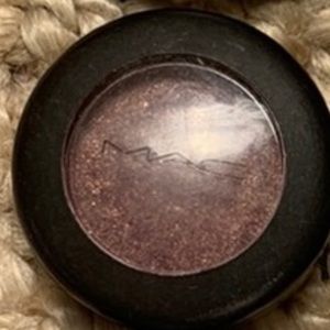 Mac Trax eyeshadow